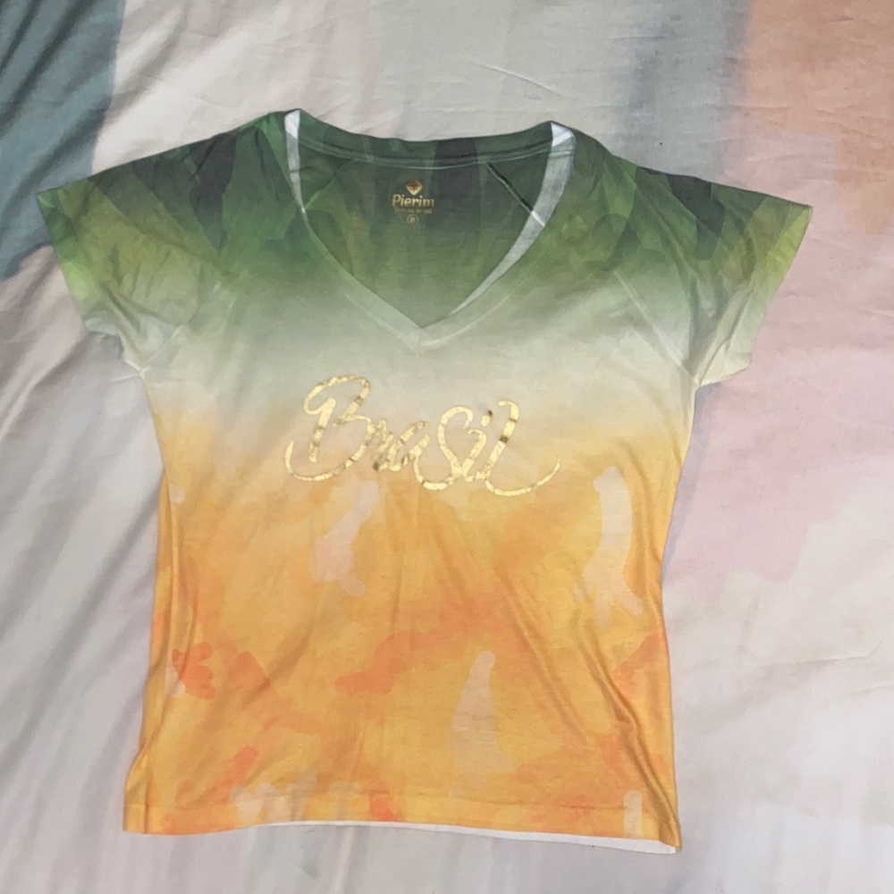 Brazil Logo Women's Top Size Small NEW